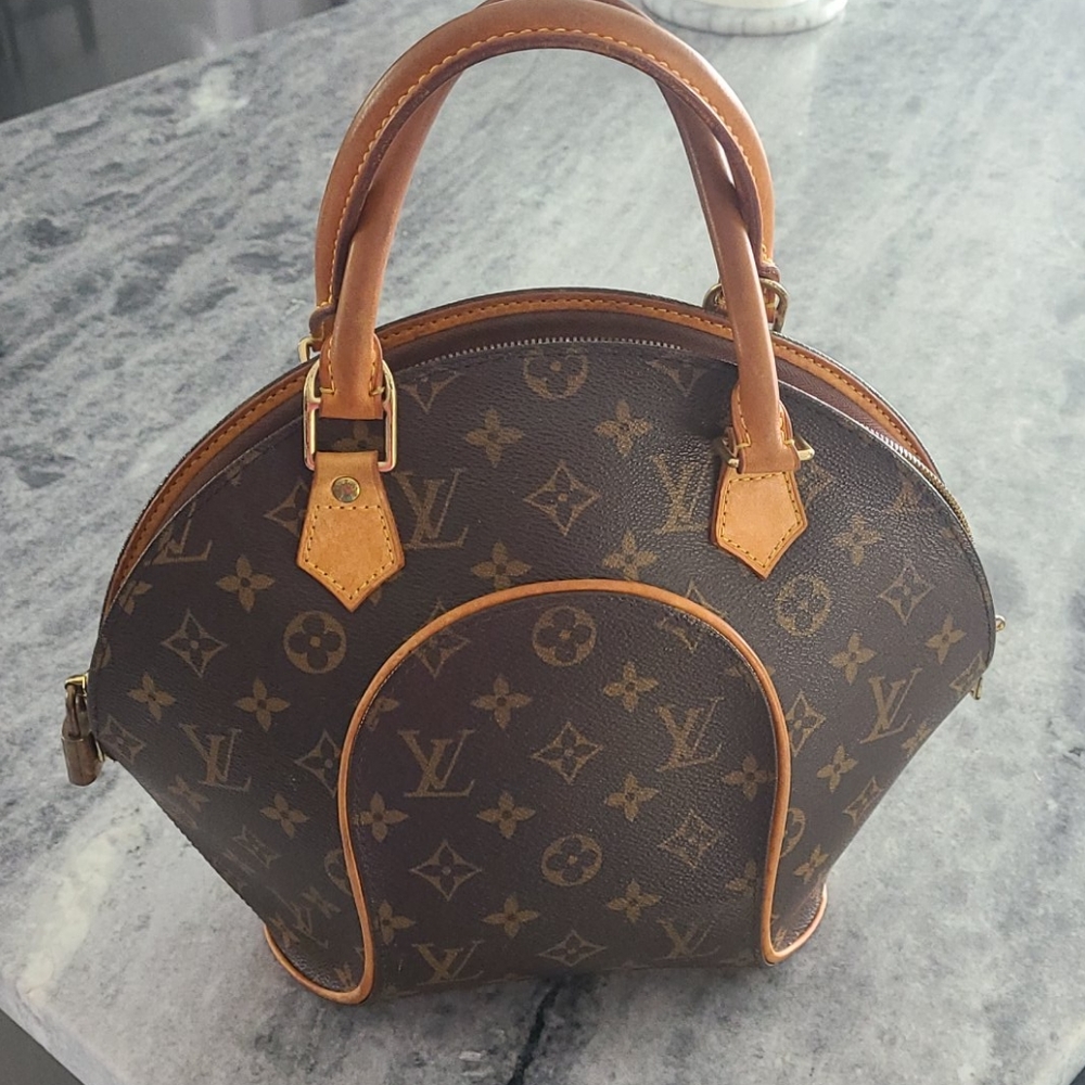 Louis Vuitton Ellipse